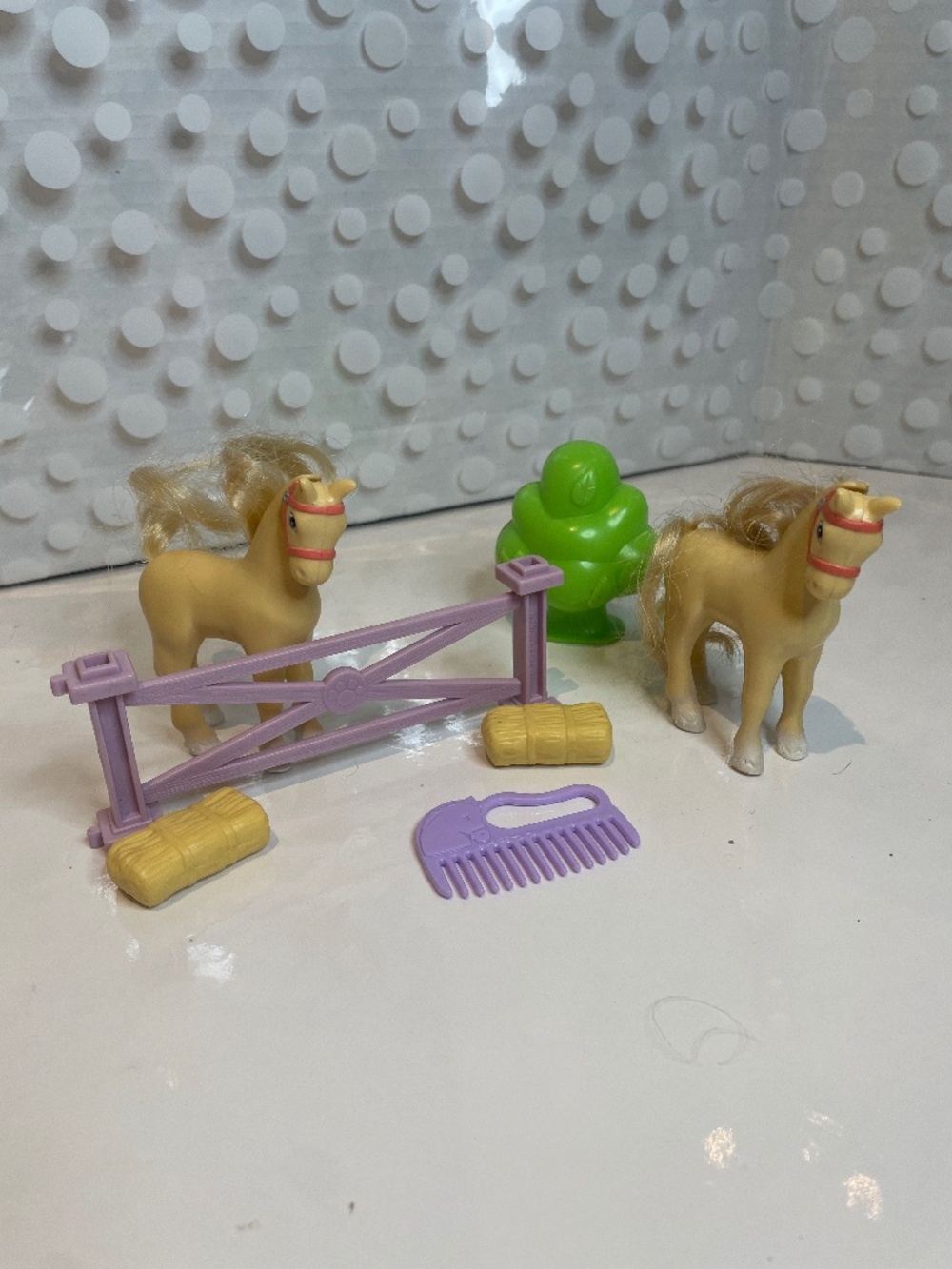 vintage 1993 Kenner Littlest Pet Shop Palomino Ponies